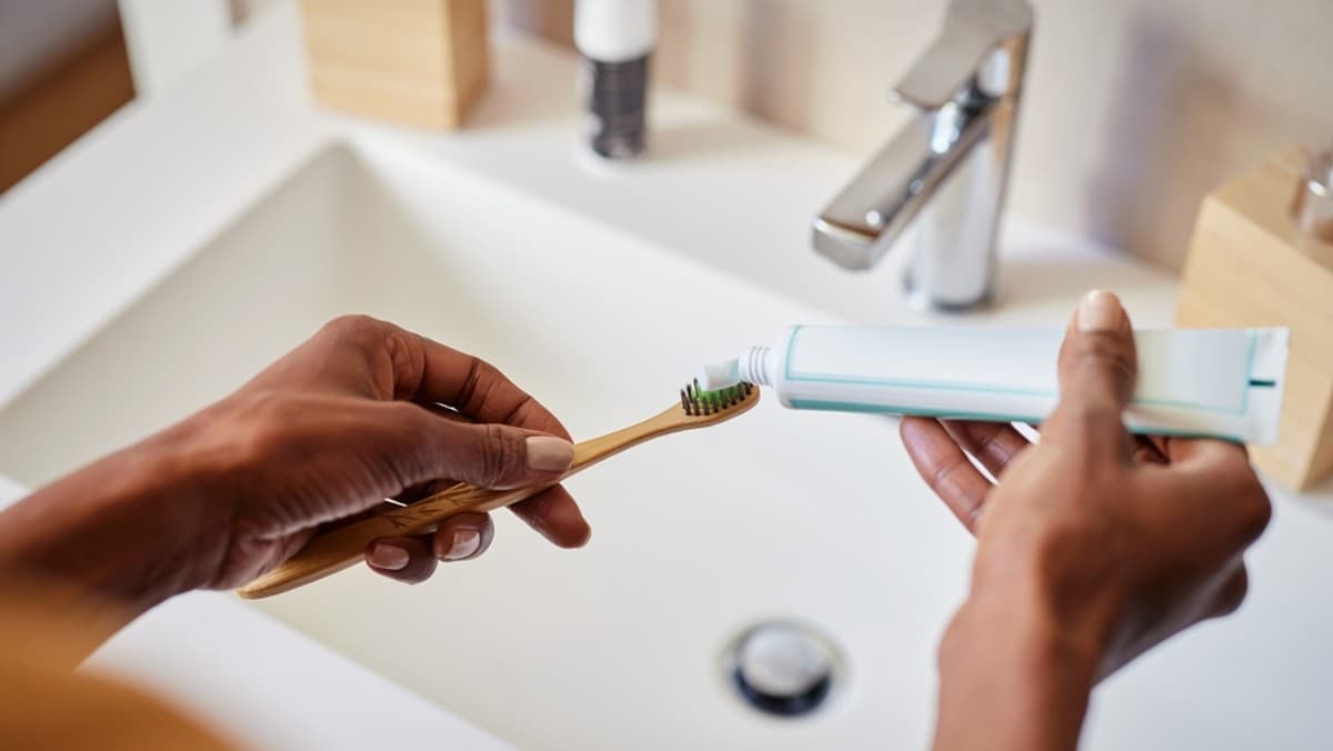 The 5 Pillars of Oral Cleaning: A Simple Daily Routine for a Stronger, Healthier Smile