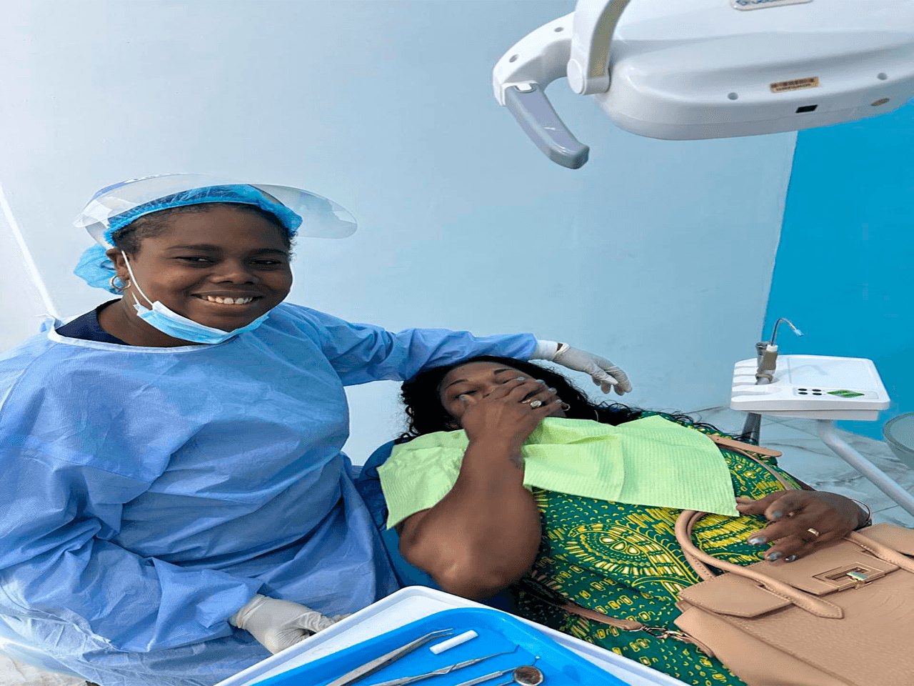 Dr_Yanelis_Golbourne_Durades_dentist_checkup